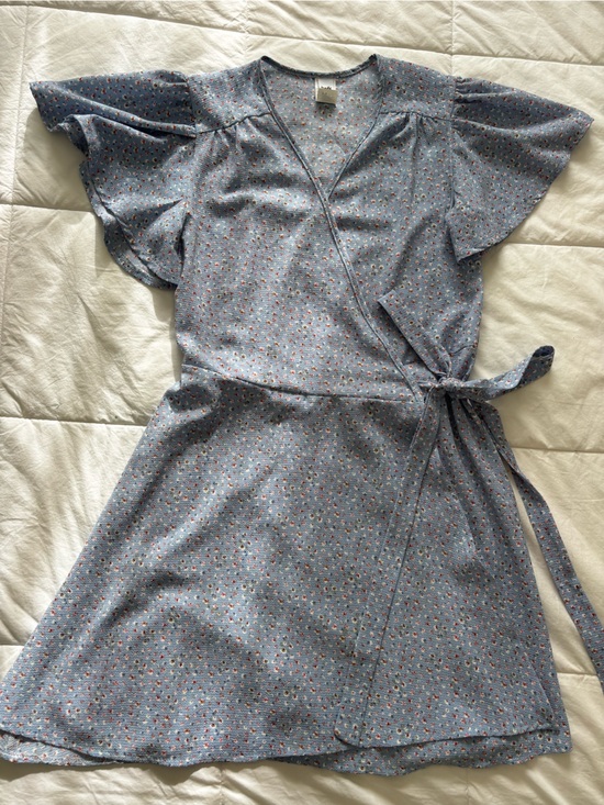 twik Dresses & Skirts - twik floral blue wrap dress